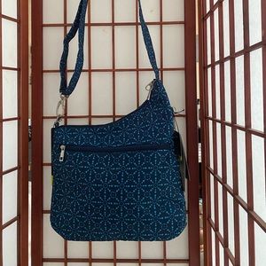 Travelon Anti-Theft Signature 3 Comp Crossbody Bag Geo Tile New with tags